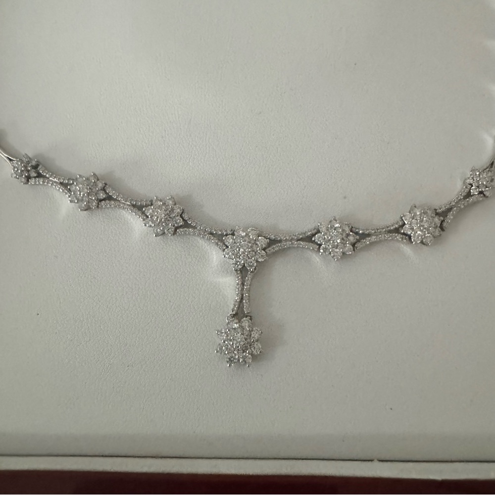 Gorgeous 14k solid white gold a natural diamond choker necklace - Picture 3 of 4